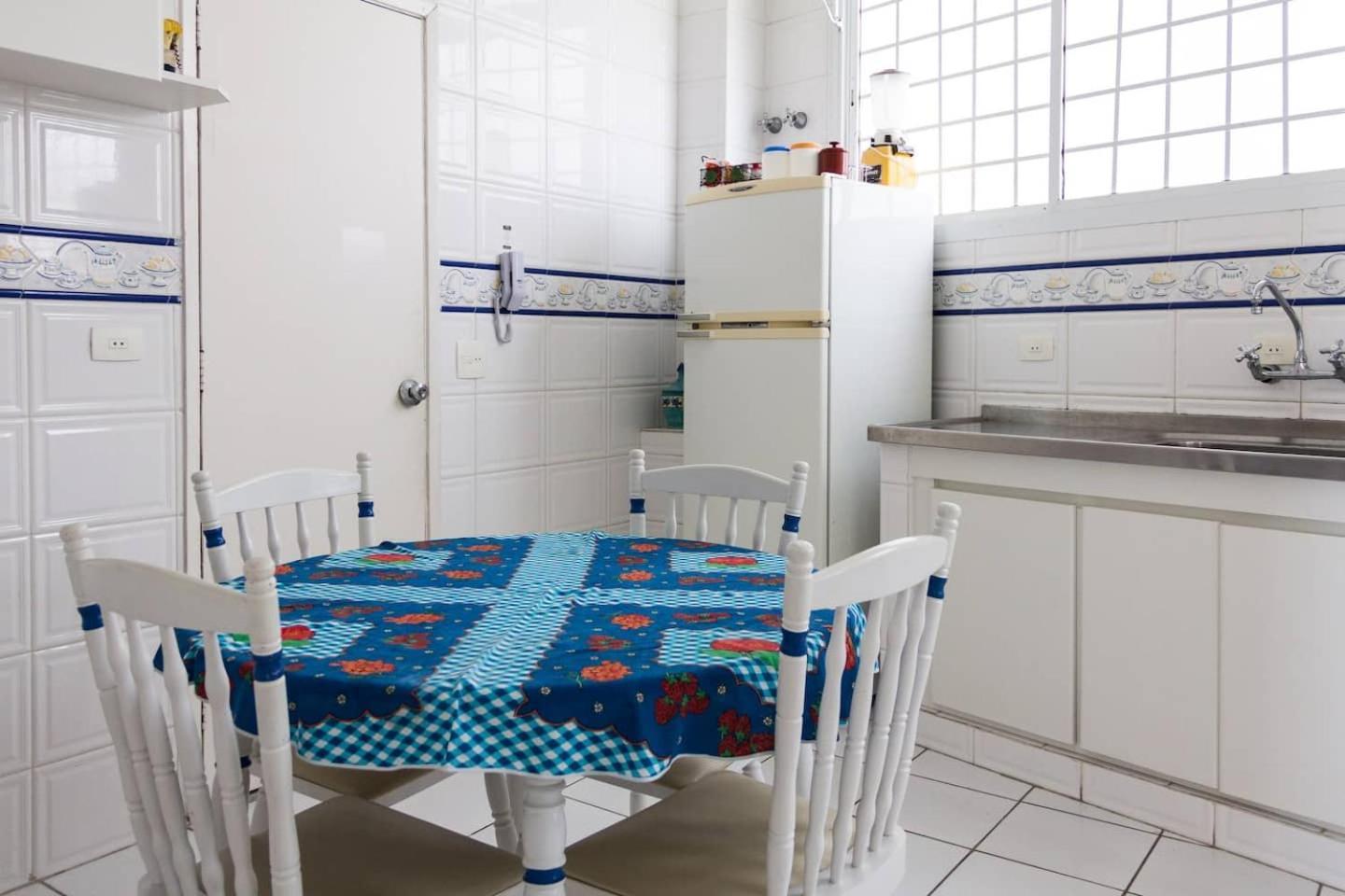 Apartamento Pitangueiras Frente Total Mar Pe Na Areia Guarujá Exterior foto